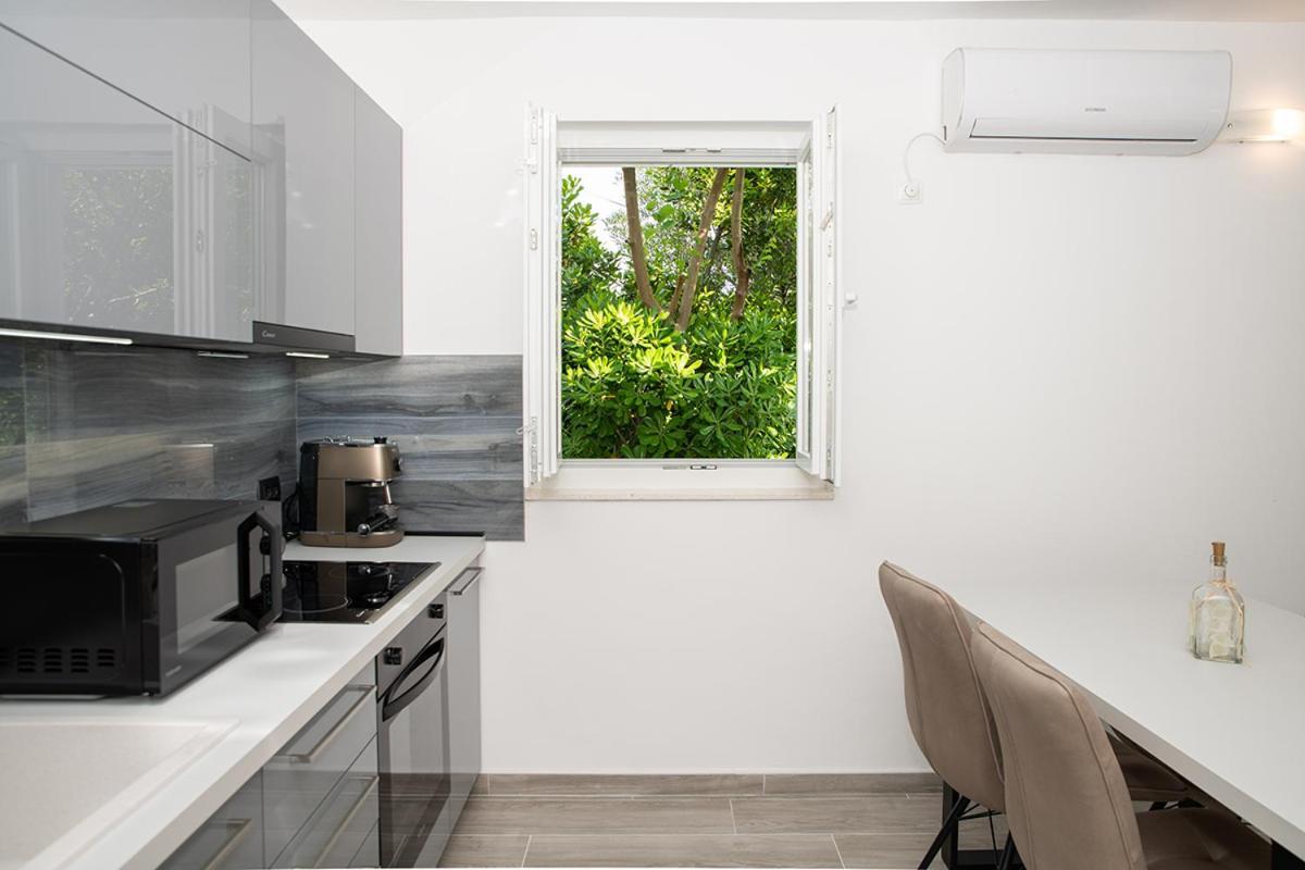 Apartmani Vrtodusic Banjol Екстер'єр фото